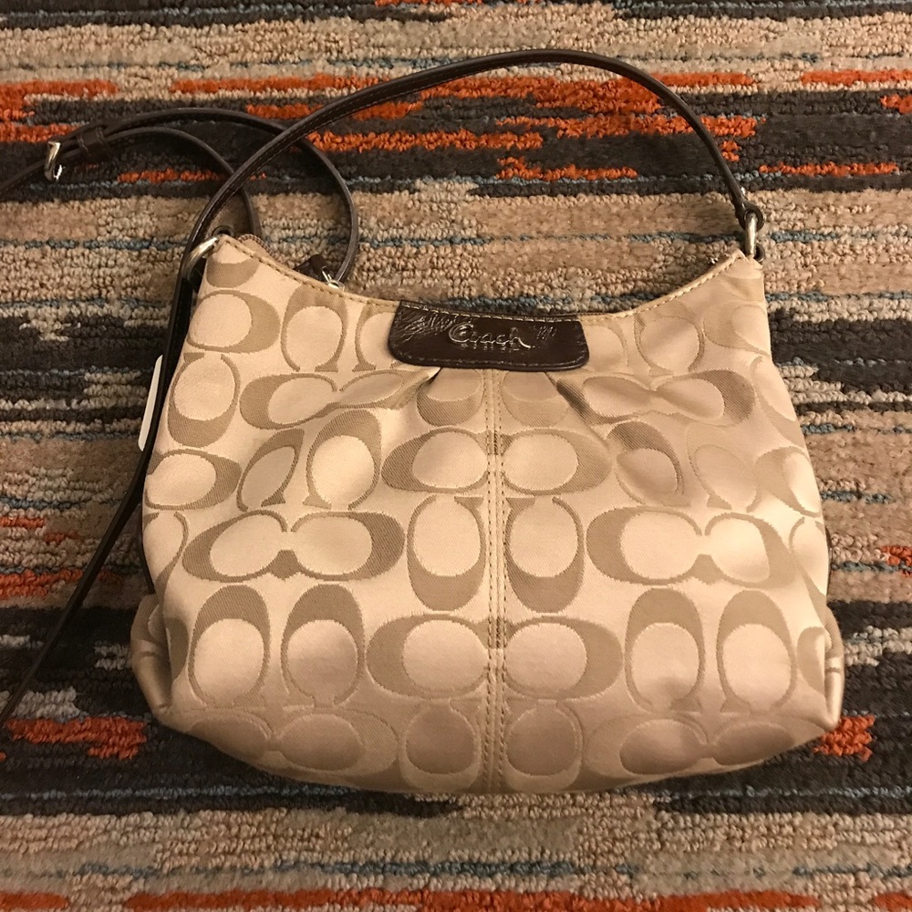 Nice Coach Ladies purse/bag in good condition